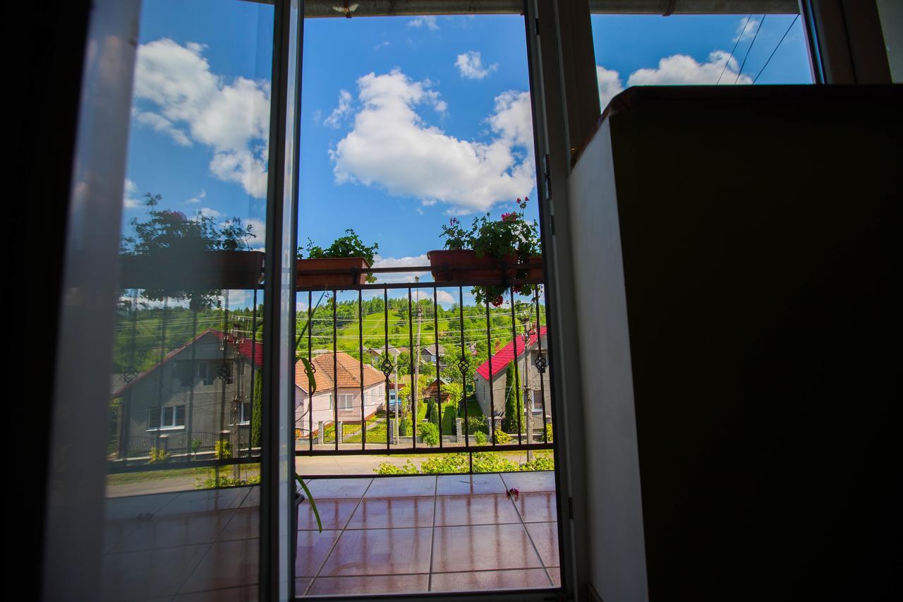 Guest House In Drachino สวาลยาวา ภายนอก รูปภาพ