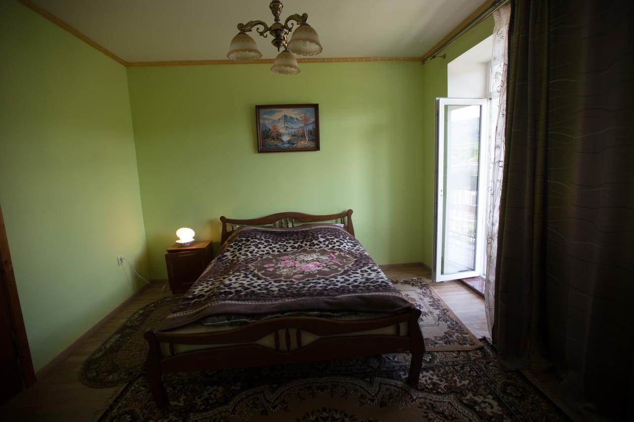 Guest House In Drachino สวาลยาวา ภายนอก รูปภาพ