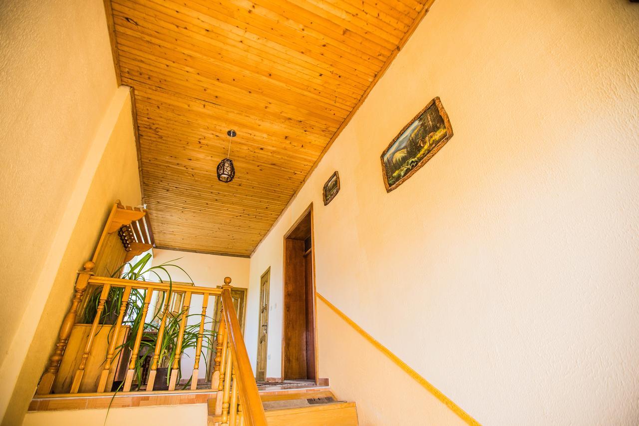 Guest House In Drachino สวาลยาวา ภายนอก รูปภาพ